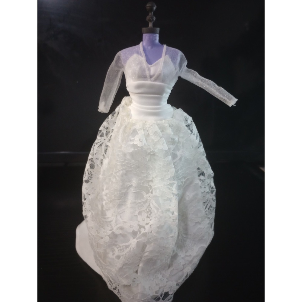Vintage Barbie Fashion Avenue White Lace Bridal Wedding Gown Dress & Sheer...
